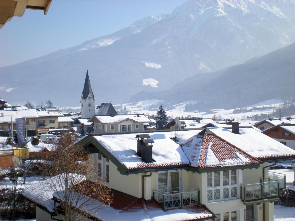 Haus Schwaighofer Apartment Neukirchen am Großvenediger Екстериор снимка